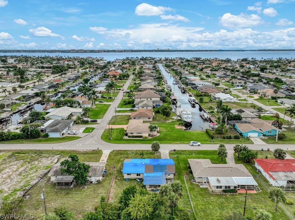 715 Monterey Ave, Cape Coral, FL 33904-5982