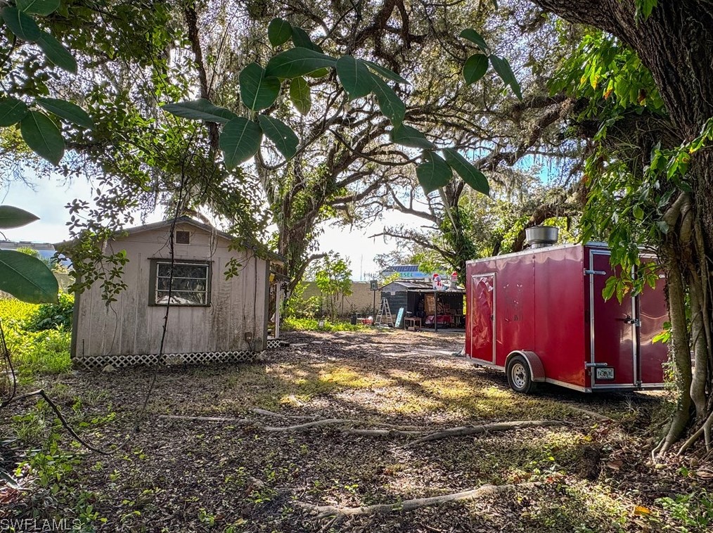 179 E Yeomans Ave, Labelle, FL 33935