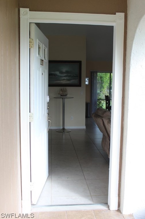 1337 Van Loon Ln, Cape Coral, FL 33909-2685