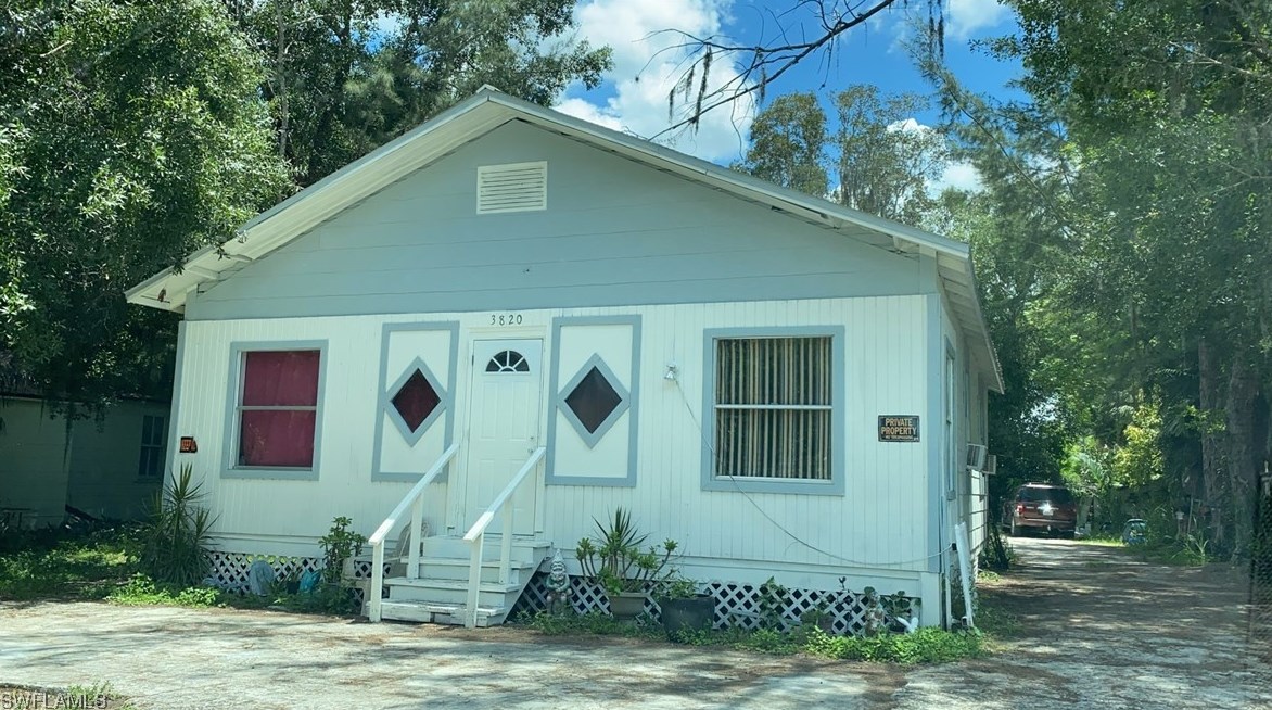 3820 Washington Ave, Fort Myers, FL 33916