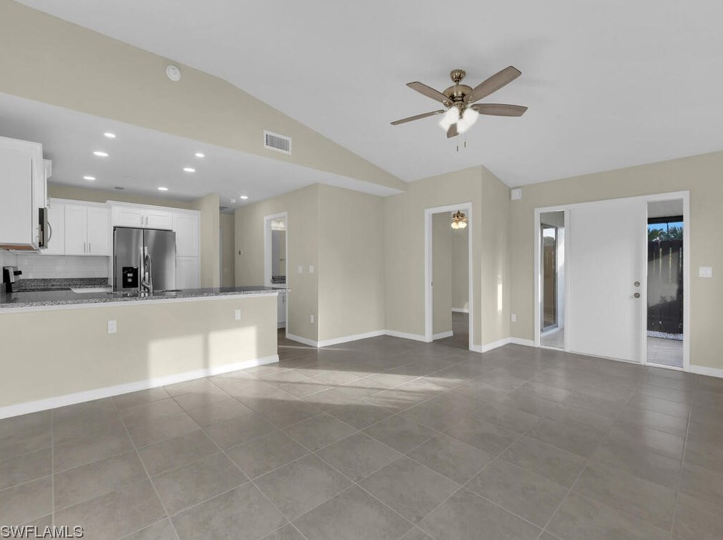 17327 Birchwood Ln, Fort Myers FL  33908-6183 exterior