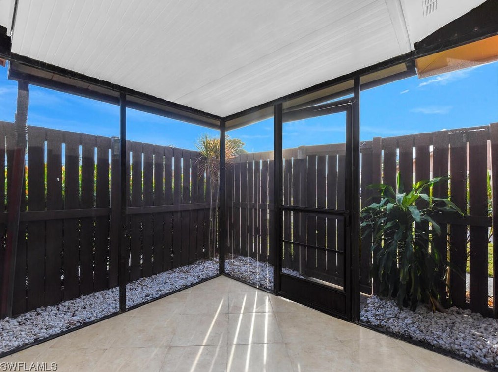 17327 Birchwood Ln, Fort Myers FL  33908-6183 exterior