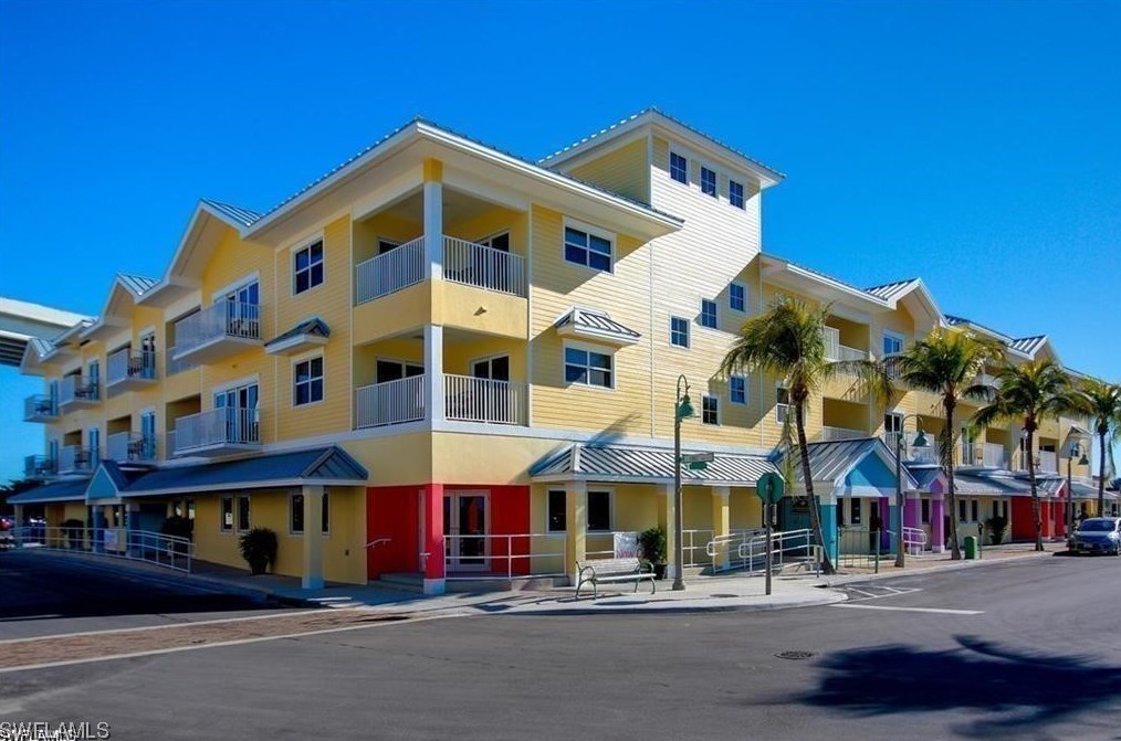 450 Old San Carlos Blvd #205, Fort Myers Beach, FL 33931