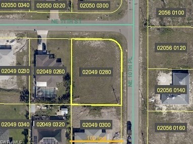 1014 11th St, Cape Coral, FL 33909-1447