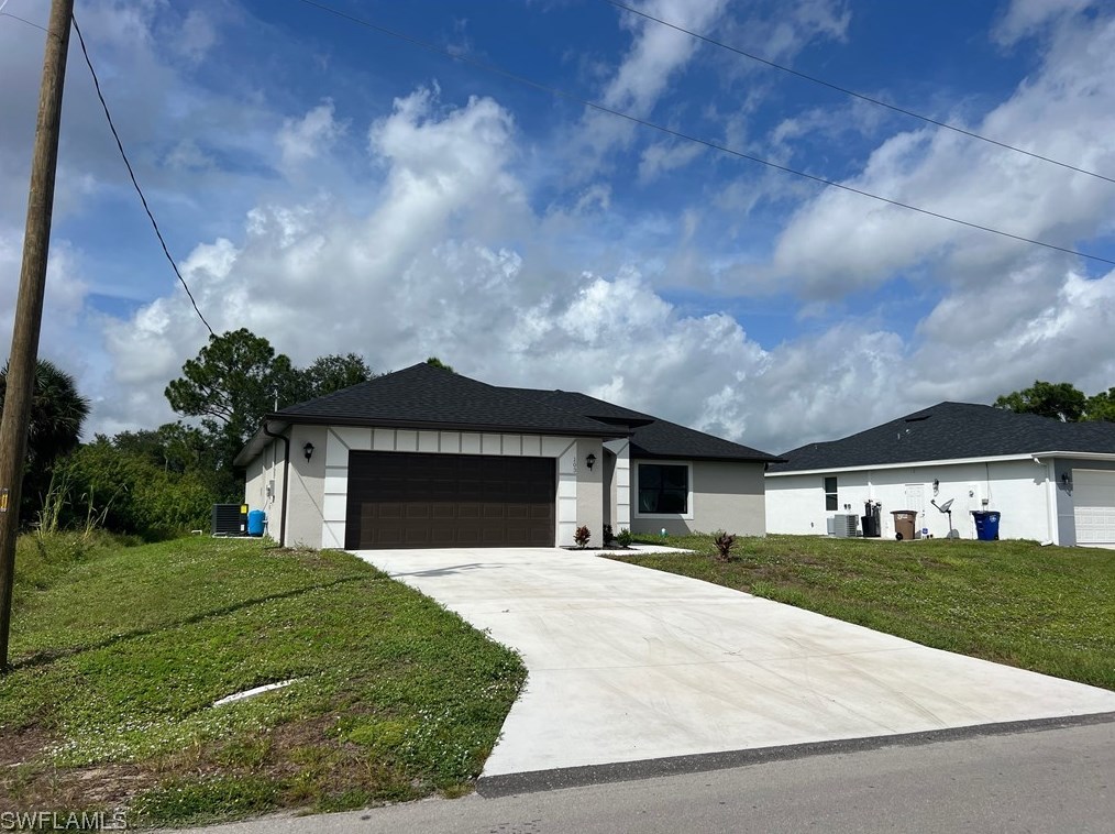 307 Pendleton Ave, Lehigh Acres, FL 33974-0454