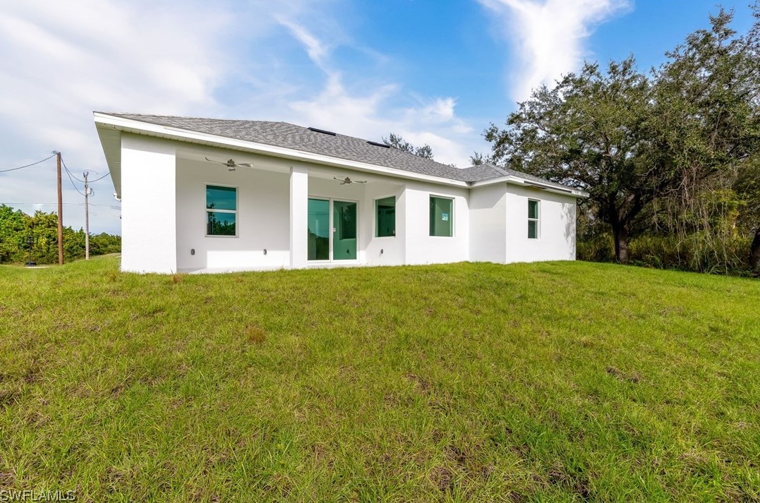 4307 13 St, Lehigh Acres FL  33976-2716 exterior