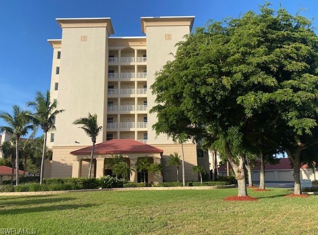 15160 Harbour Isle Dr, Fort Myers, FL 33908-6841