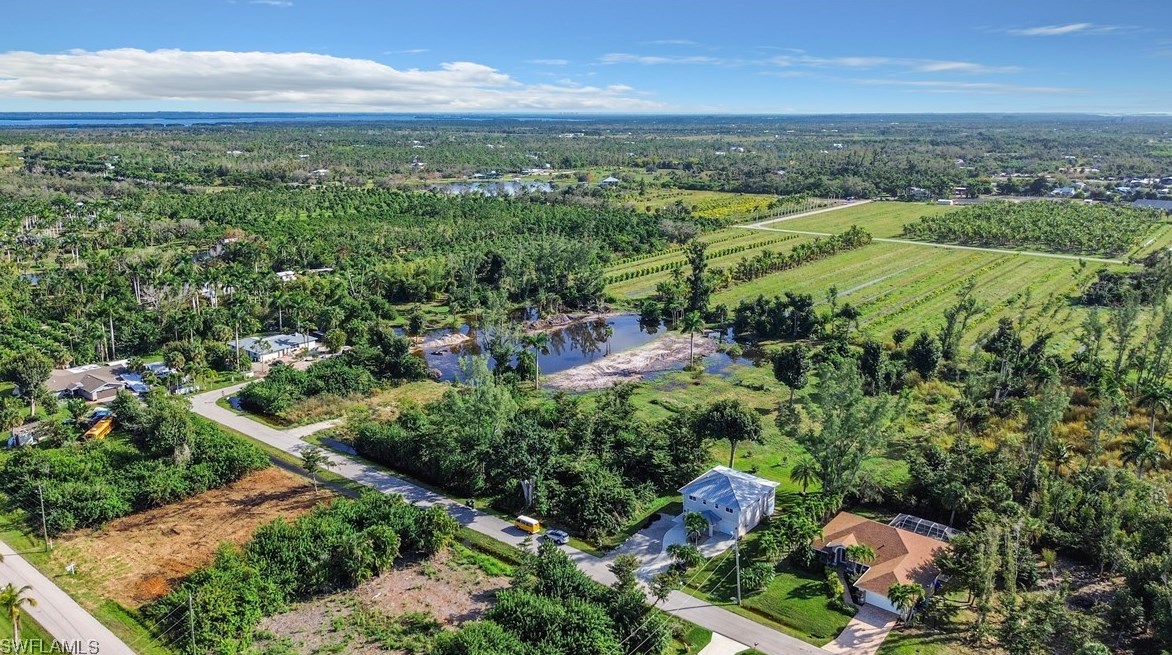 7393 Cobb Rd, Bokeelia, FL 33922