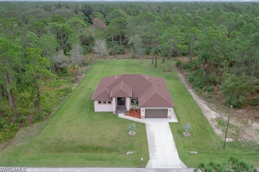 1114 Oak Ave, Lehigh Acres, FL 33972-8779
