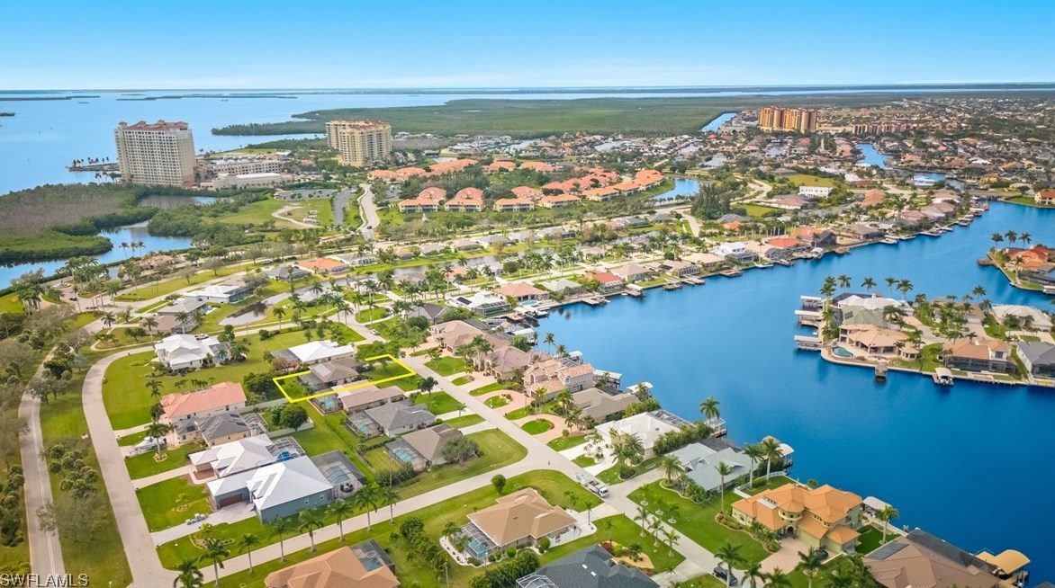 5706 9th Ct, Cape Coral, FL 33914-8046