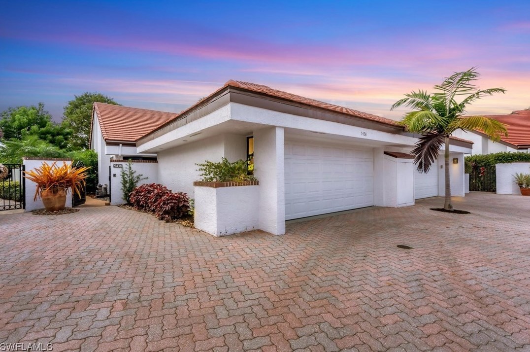 5438 Harbour Castle Dr, Fort Myers, FL 33907-7841