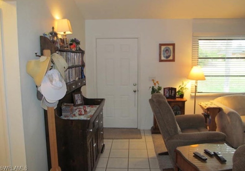 620 Greenwood Ave, Lehigh Acres, FL 33972-4028