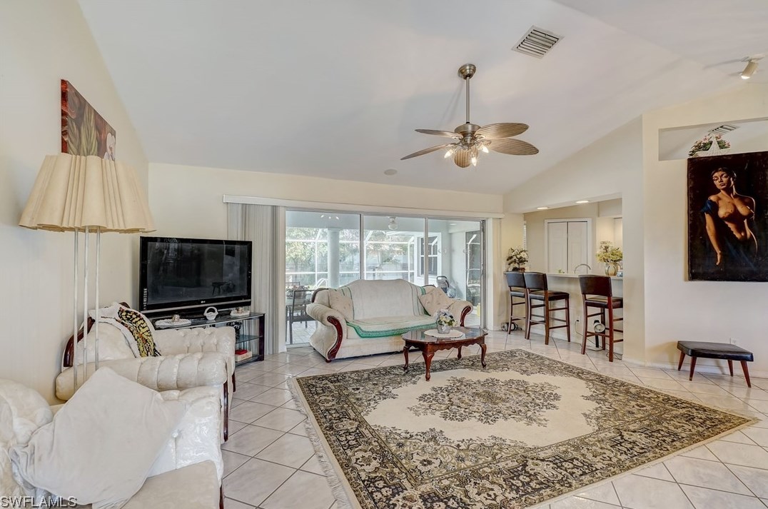 2331 8th Pl, Cape Coral, FL 33909-4459