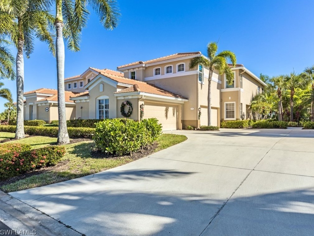 11029 Harbour Yacht Ct, Fort Myers, FL 33908-1116