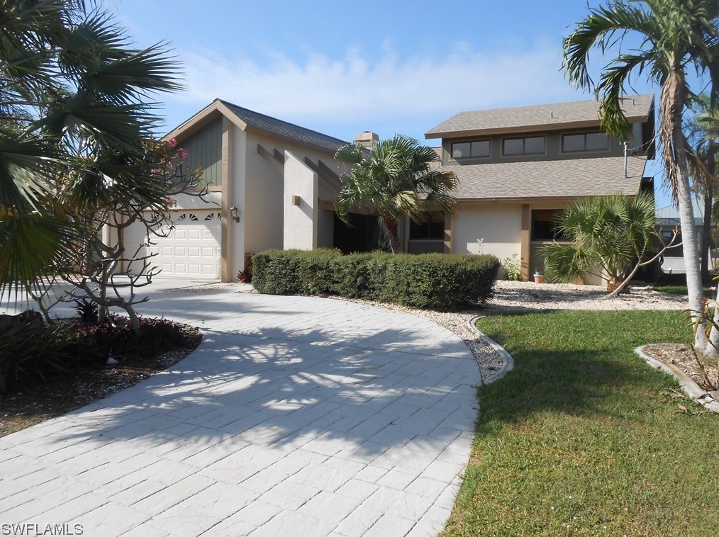 5024 9th Pl, Cape Coral, FL 33914-4302