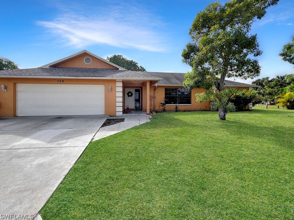108 Willow Creek Ln, Naples, FL 34113