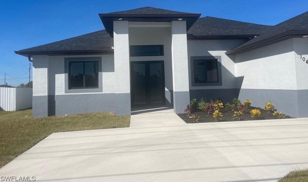 100 Nelson Rd, Cape Coral, FL 33991-3812