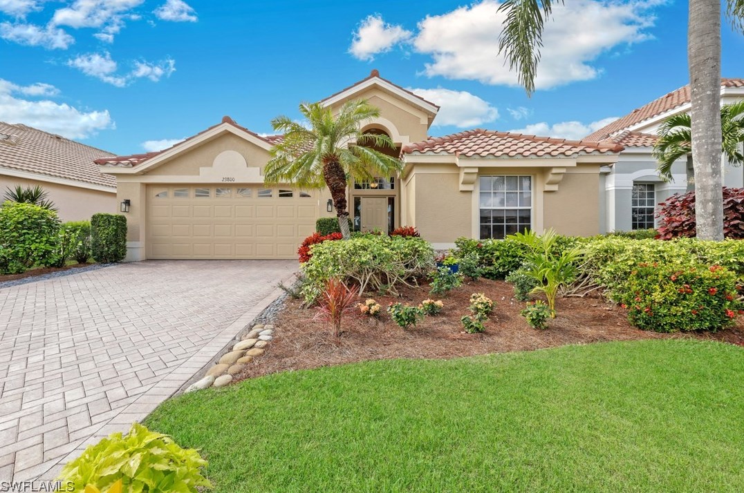 23800 Jasmine Lake Dr, Bonita Springs, FL 34135-8447