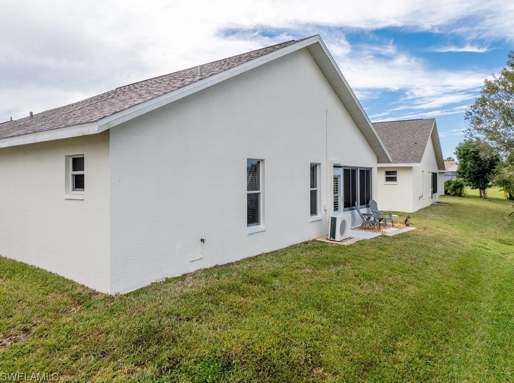 3561 Gloxinia Dr, Fort Myers FL  33917-2060 exterior