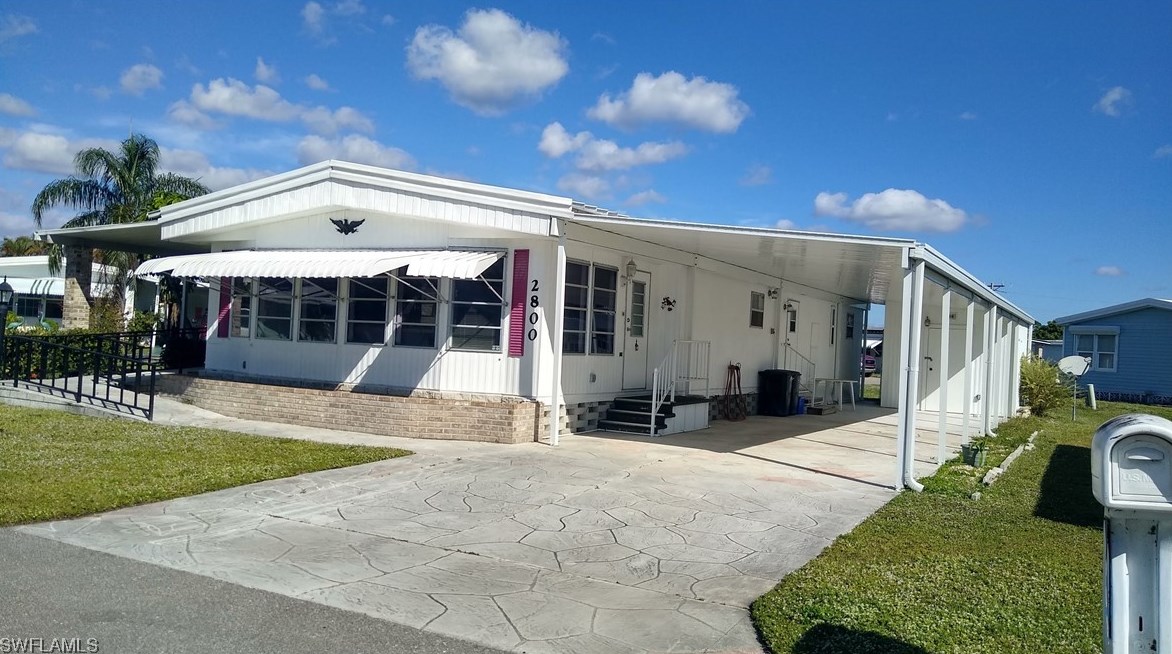 2800 Deerfield Dr, Fort Myers, FL 33917-1874