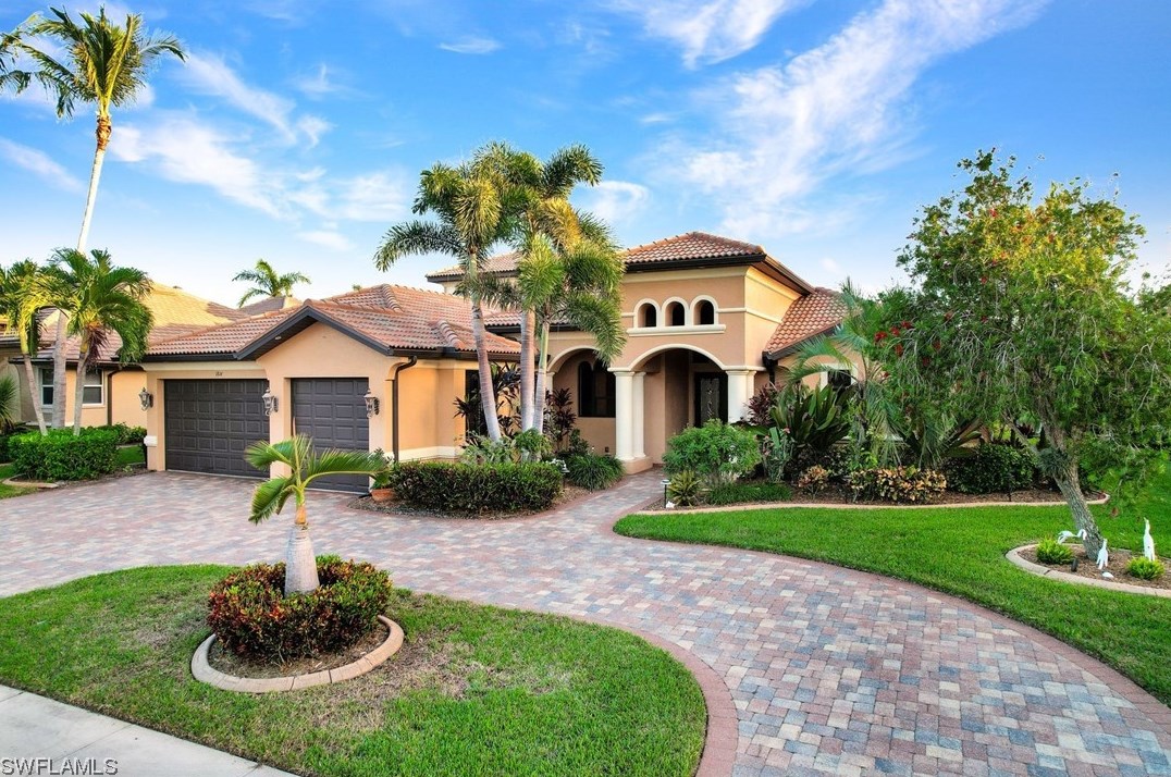 1814 Harbour Cir, Cape Coral, FL 33914-2518