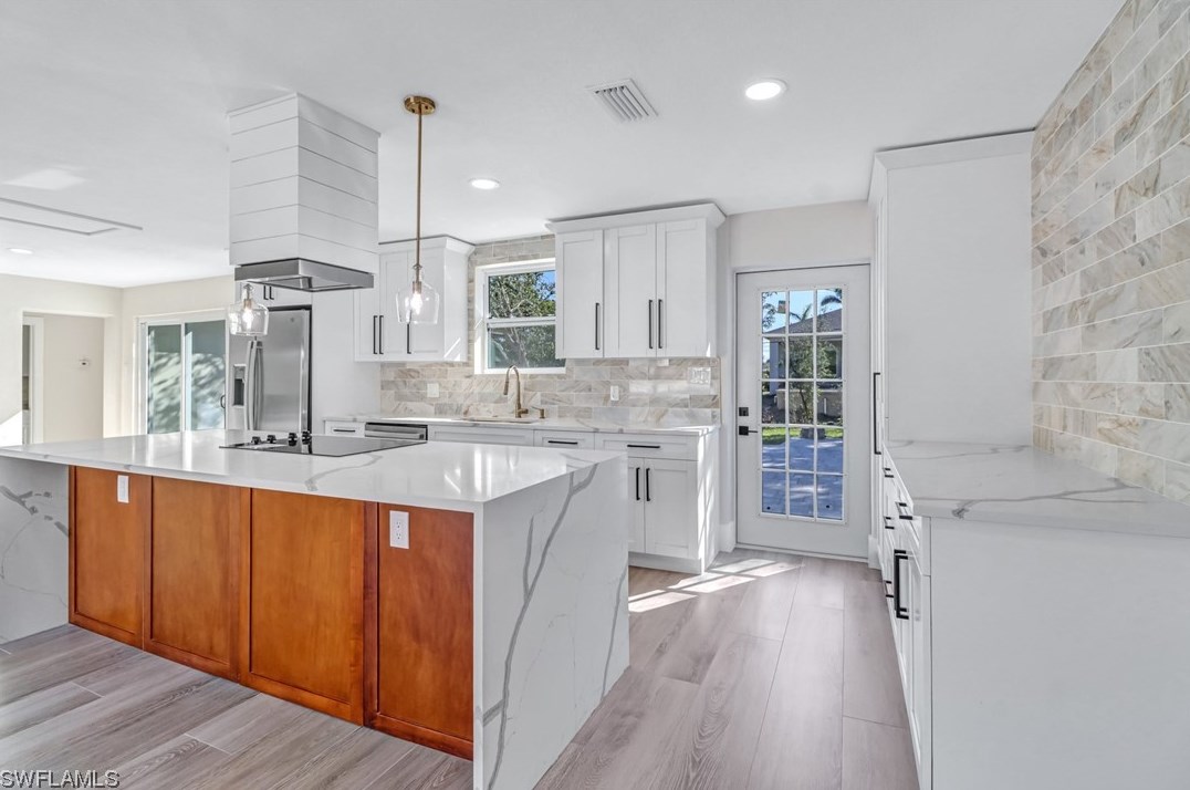 4321 Mariner Rd, Bonita Springs FL 34134-3964 exterior