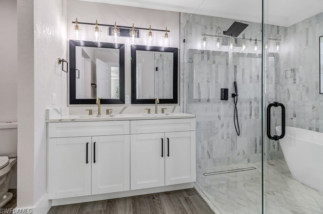 4321 Mariner Rd, Bonita Springs FL 34134-3964 exterior