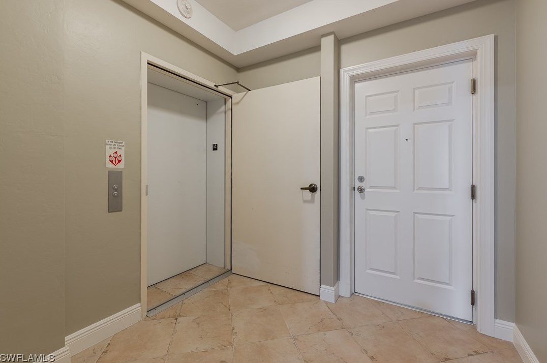 2745 First St #1406, North Fort Myers, FL 33916
