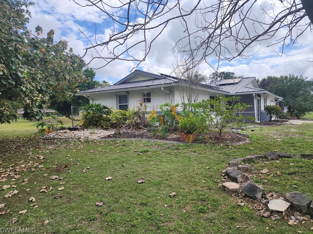 522 Michael Ave, Lehigh Acres FL  33936-1044 exterior