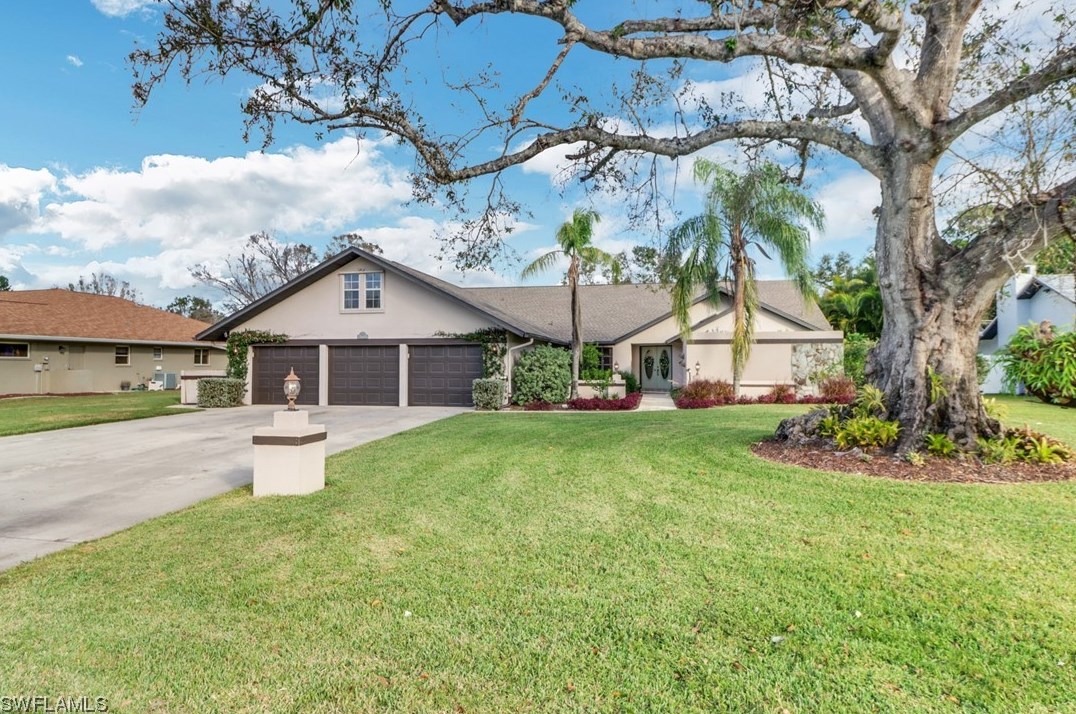 3869 Hidden Acres Cir, Fort Myers, FL 33903-7136