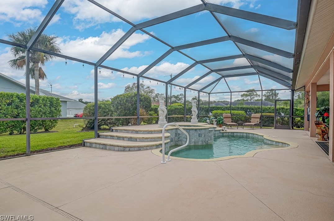 50 Riviera St, Lehigh Acres, FL 33936-5326