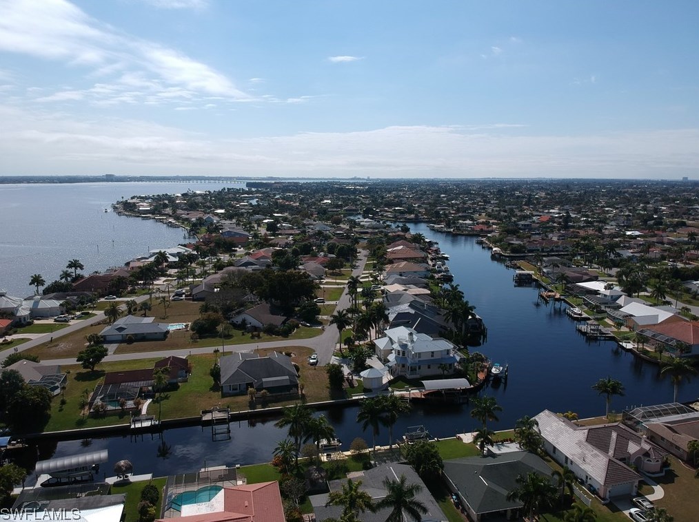 2112 Cornwallis Pkwy, Cape Coral, FL 33904-3015