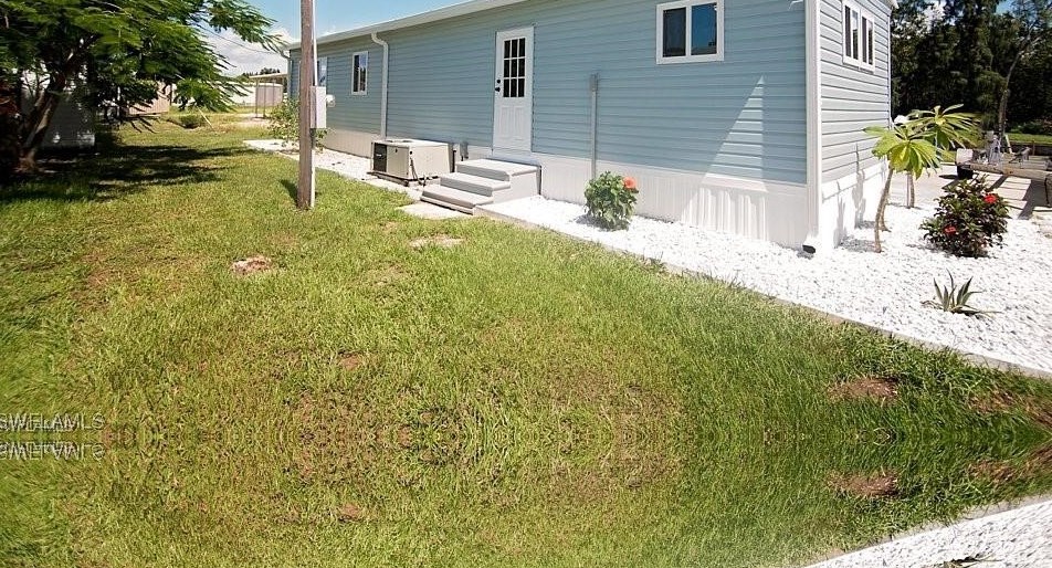 5157 Sandpiper Dr, Saint James City FL  33956-2837 exterior