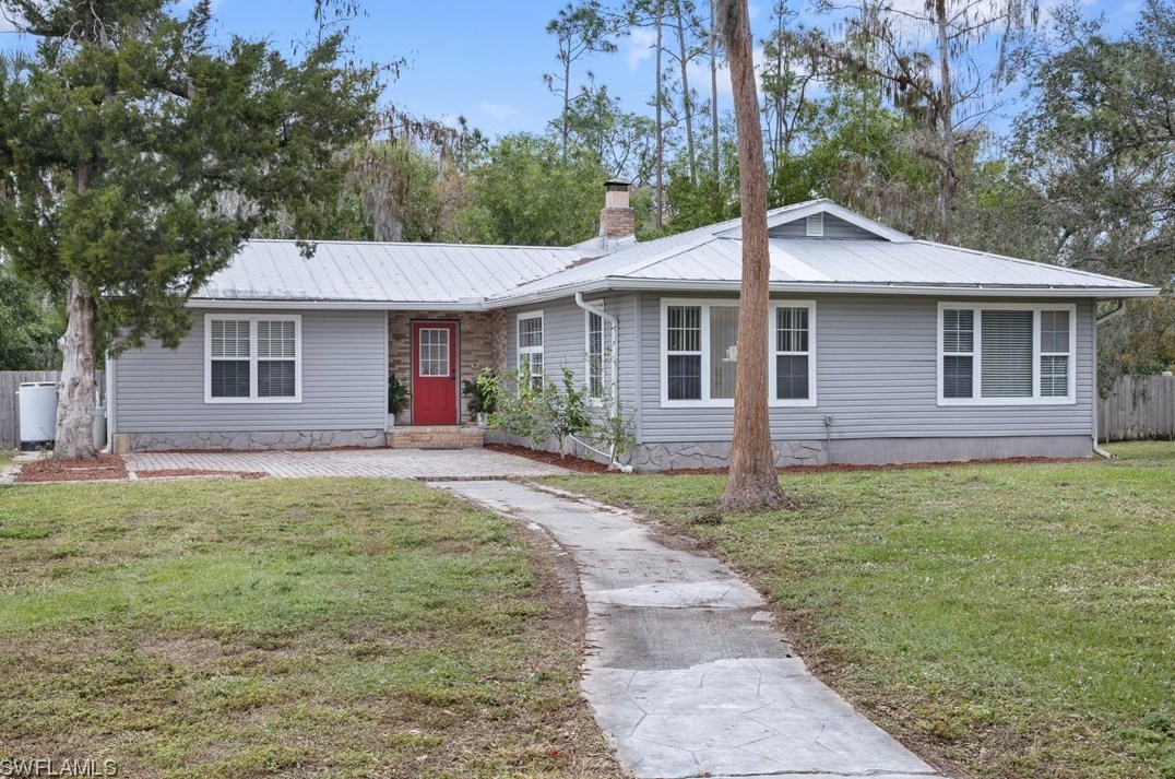 7270 Eastwood Acres Rd, Fort Myers, FL 33905-6116