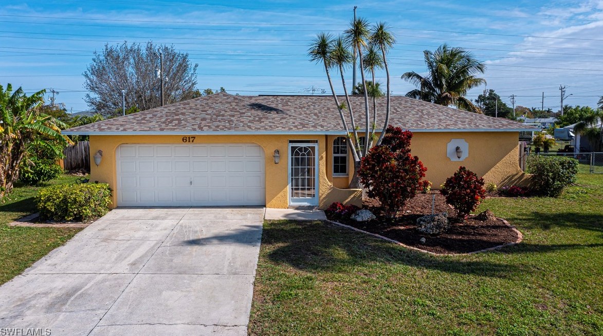 617 Santa Barbara Pl, Cape Coral, FL 33990-1590
