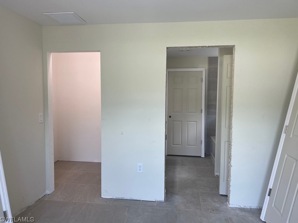 332 Peerless St, Lehigh Acres FL 33974-9440 exterior