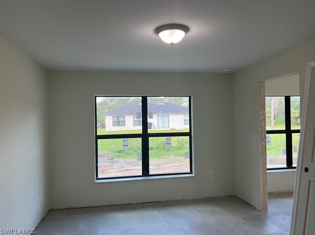 332 Peerless St, Lehigh Acres FL 33974-9440 exterior