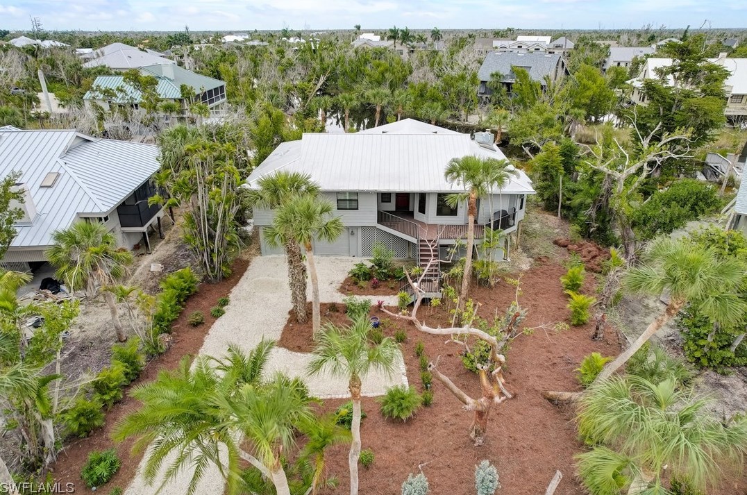 957 Cabbage Palm Ct, Sanibel, FL 33957