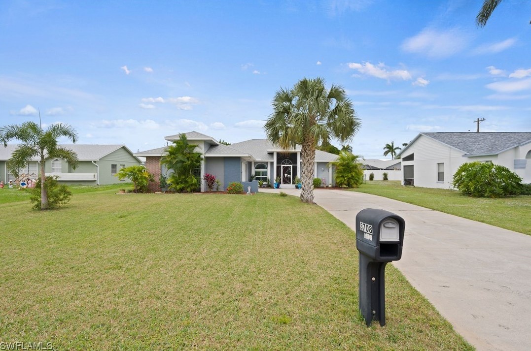 3708 2 Pl, Cape Coral FL  33904-4814 exterior