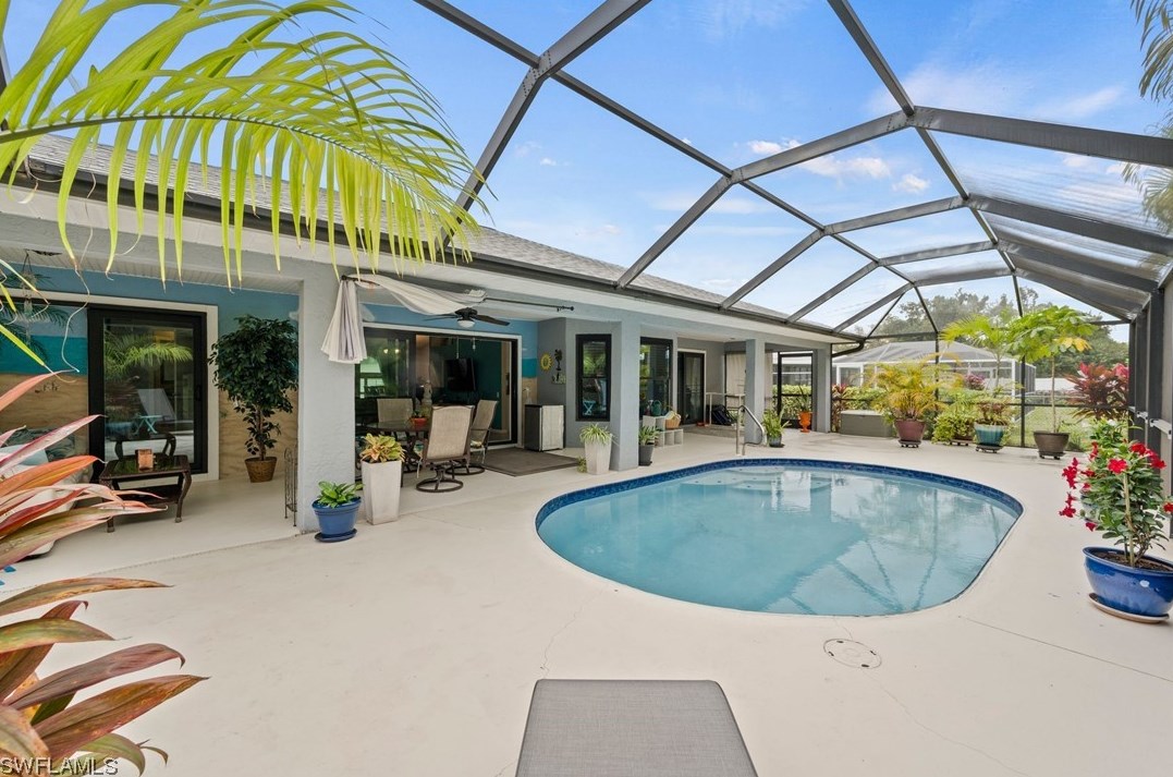3708 2 Pl, Cape Coral FL  33904-4814 exterior