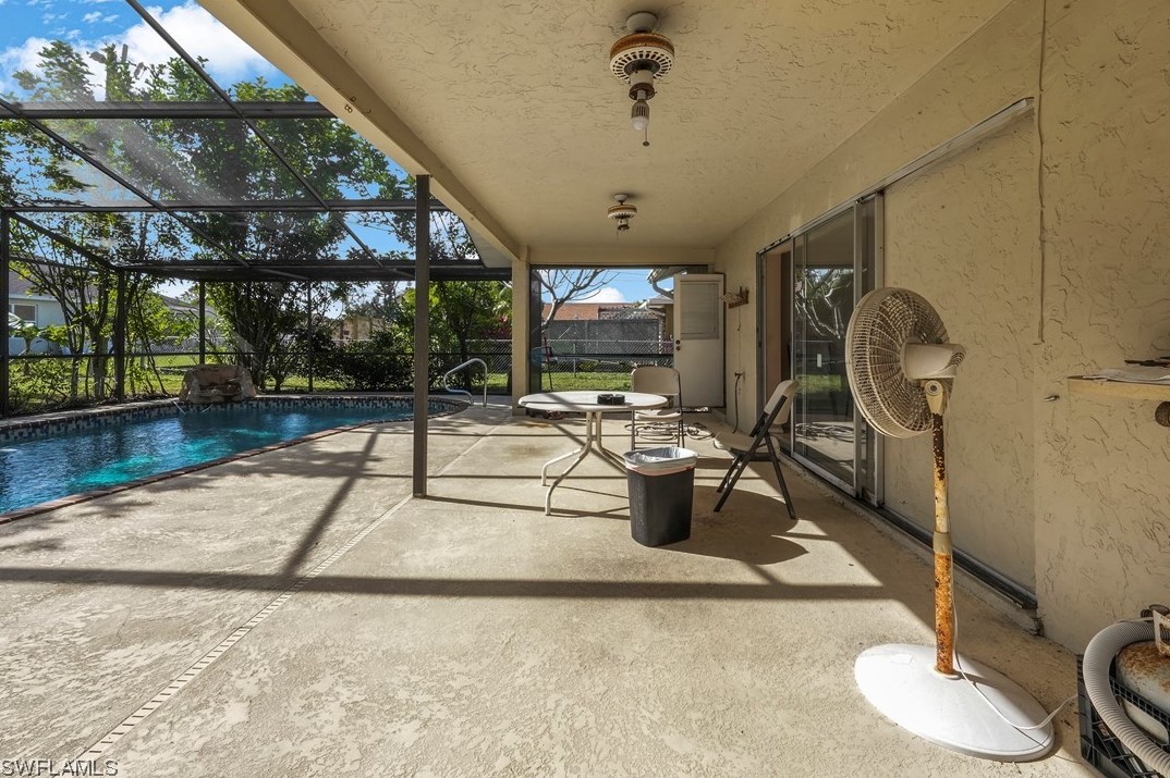 2122 5th Ter, Cape Coral FL  33909-2760 exterior