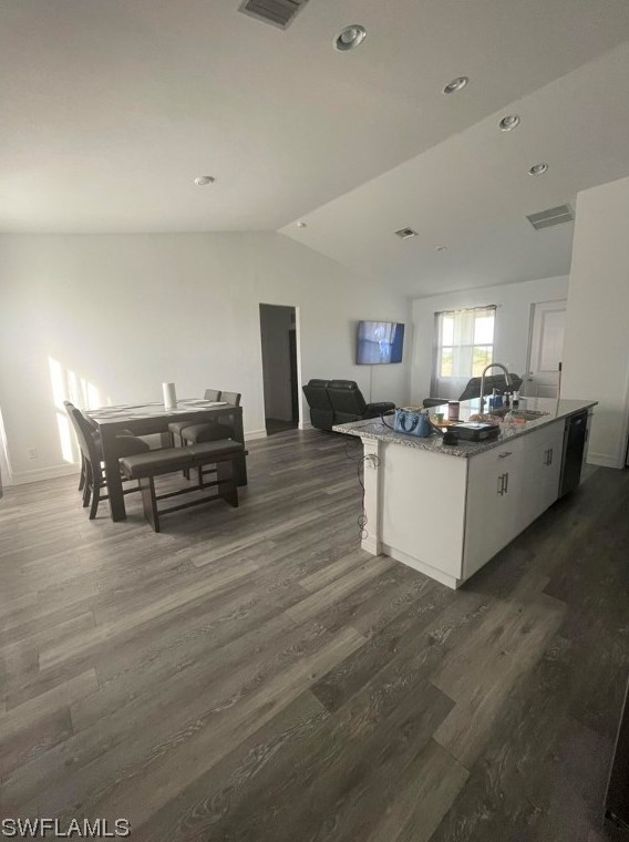 9017 W Crow Cir, Labelle, FL 33935