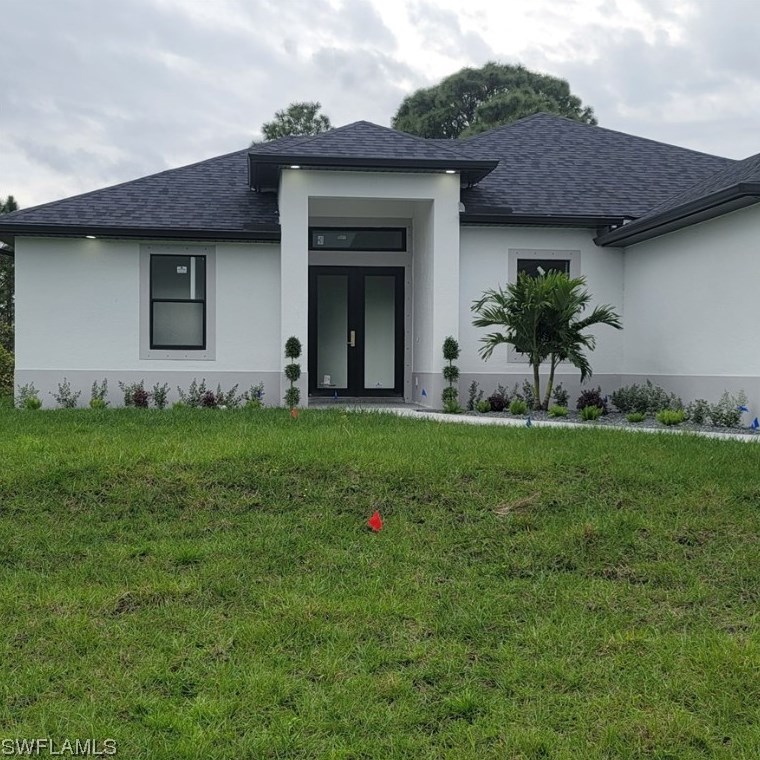 2005 11th St, Lehigh Acres, FL 33936-0032