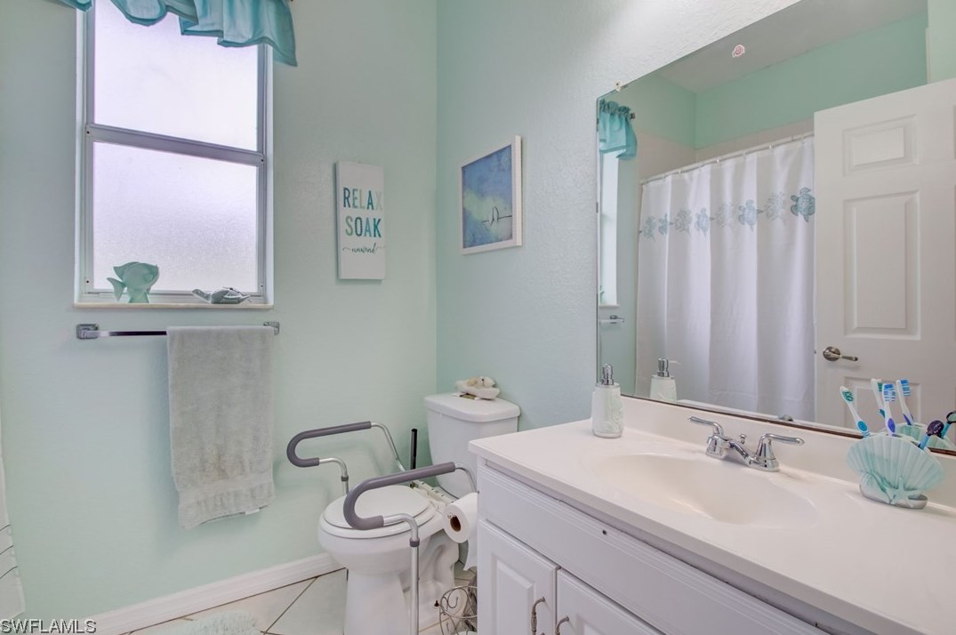 5315 Billings St, Lehigh Acres FL 33971-6572 exterior