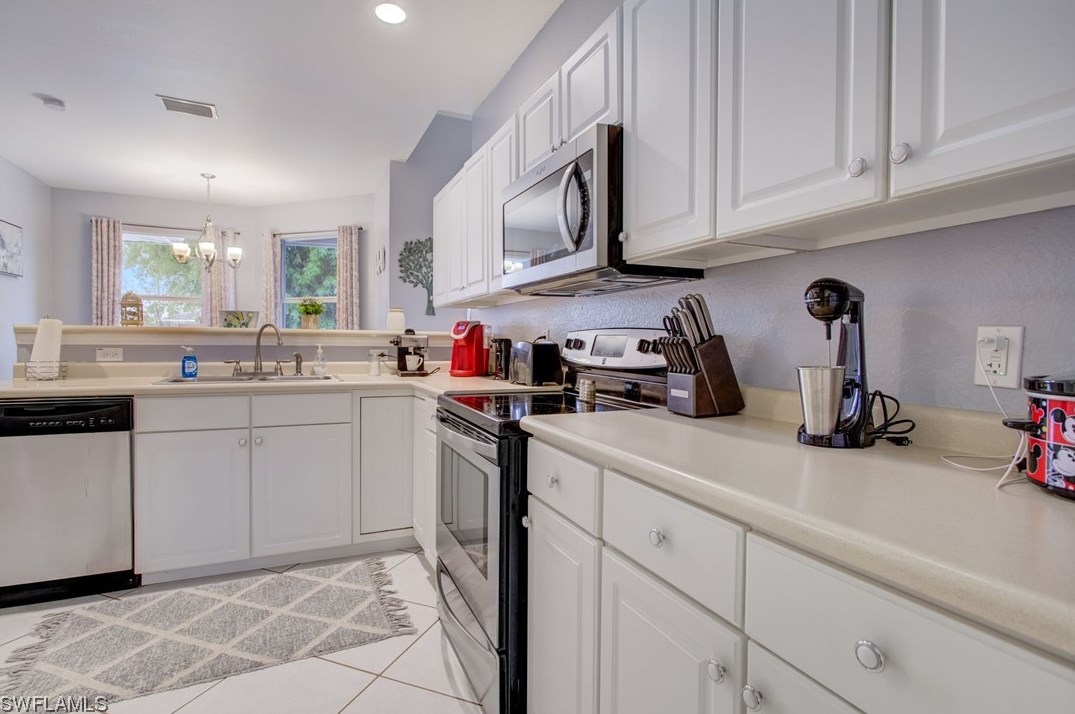 5315 Billings St, Lehigh Acres FL 33971-6572 exterior