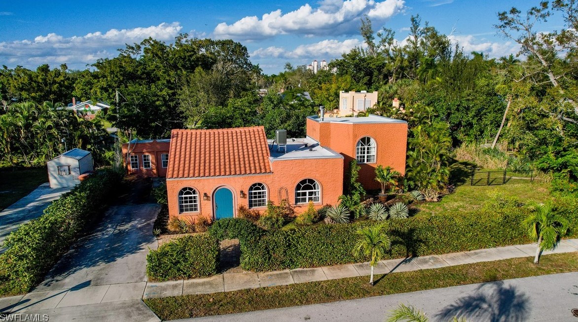 1523 Cordova Ave, Fort Myers, FL 33901-5905