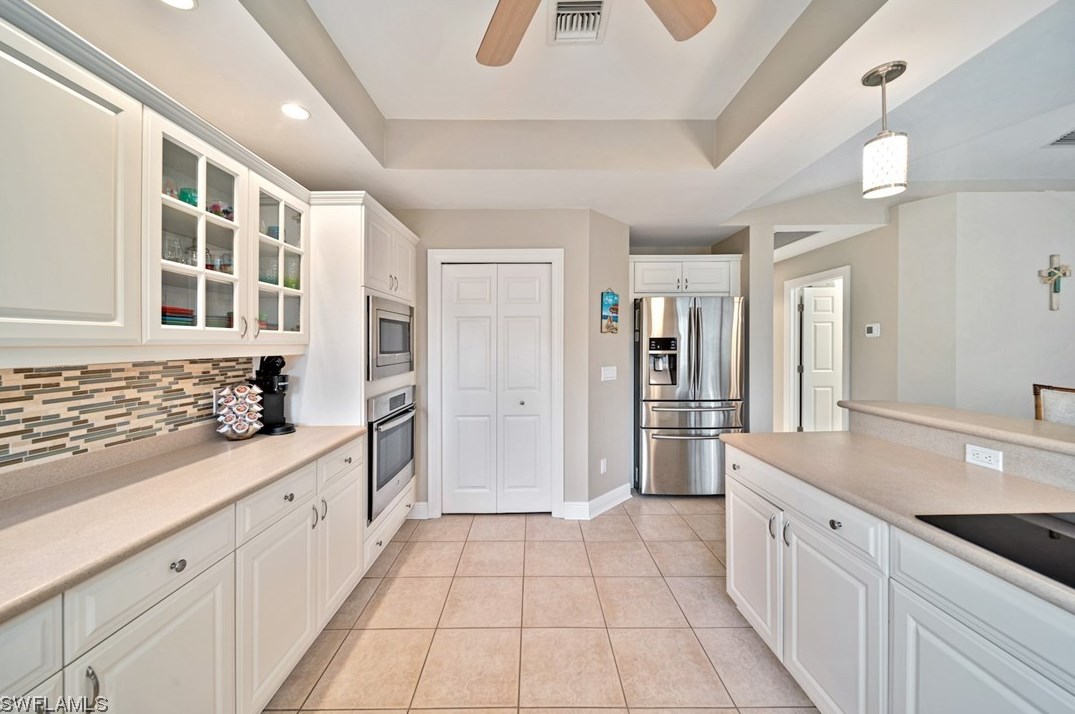 4428 Waters Edge Ln, Sanibel FL  33957-2805 exterior