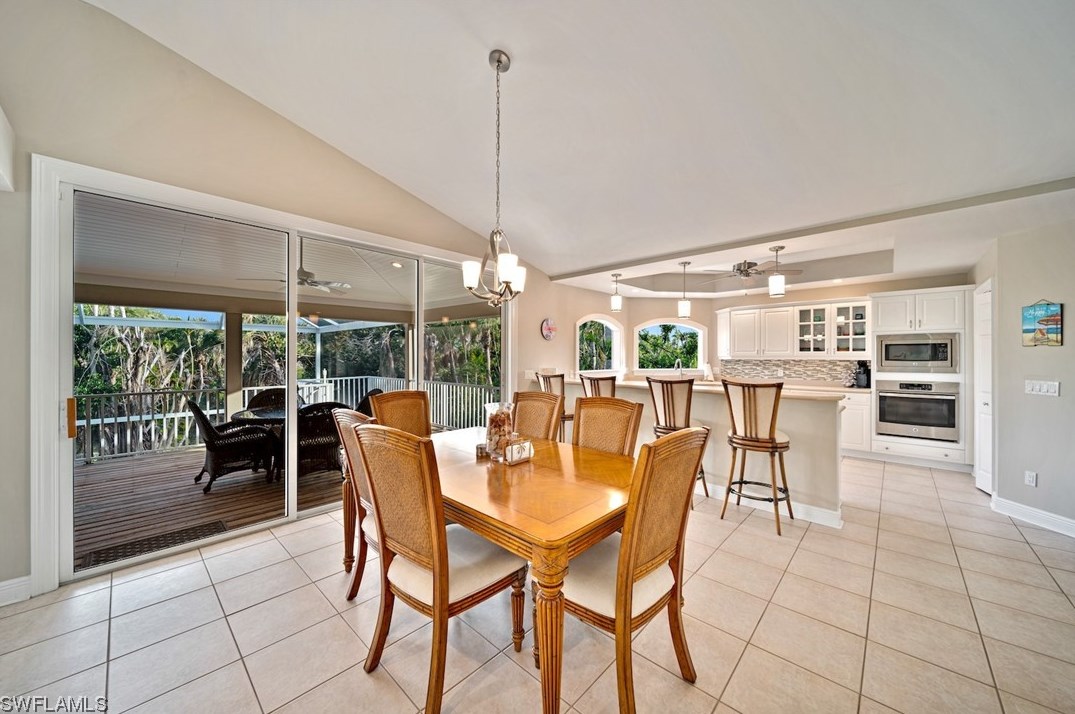 4428 Waters Edge Ln, Sanibel FL  33957-2805 exterior