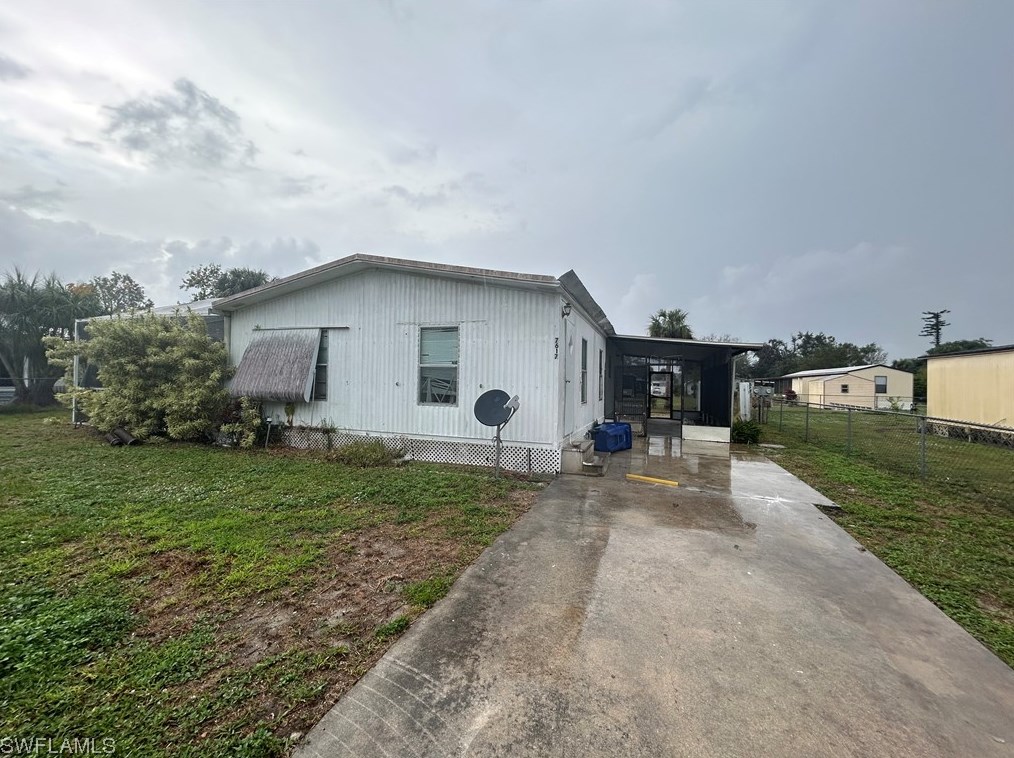 7617 Peyraud Dr, Fort Myers, FL 33917-2494
