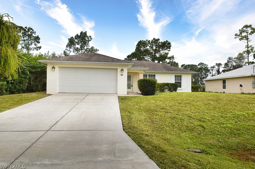 3613 66th St, Lehigh Acres, FL 33971-6874